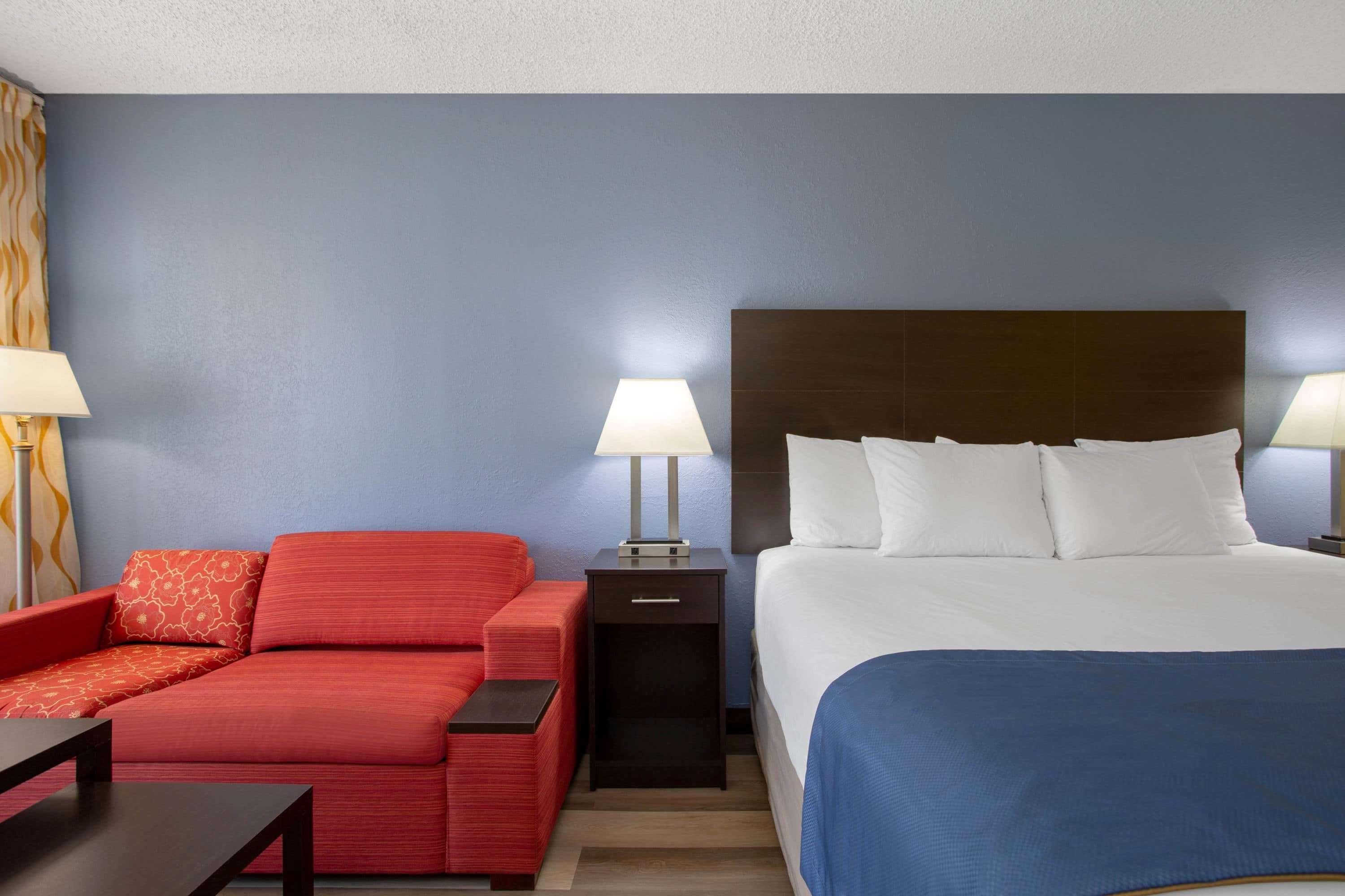 Days Inn By Wyndham Greensboro Airport Exterior foto